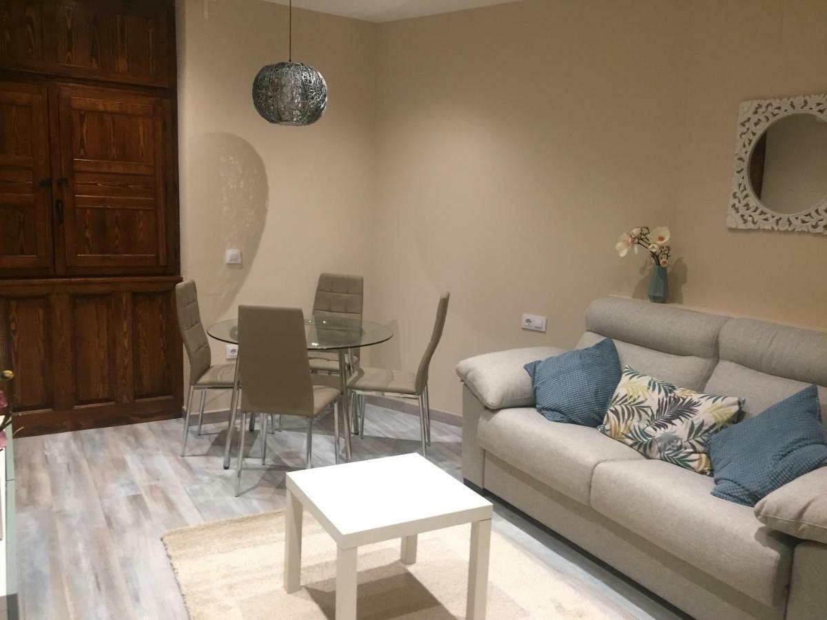Apartamentos Turisticos Desiree Arévalo Kültér fotó